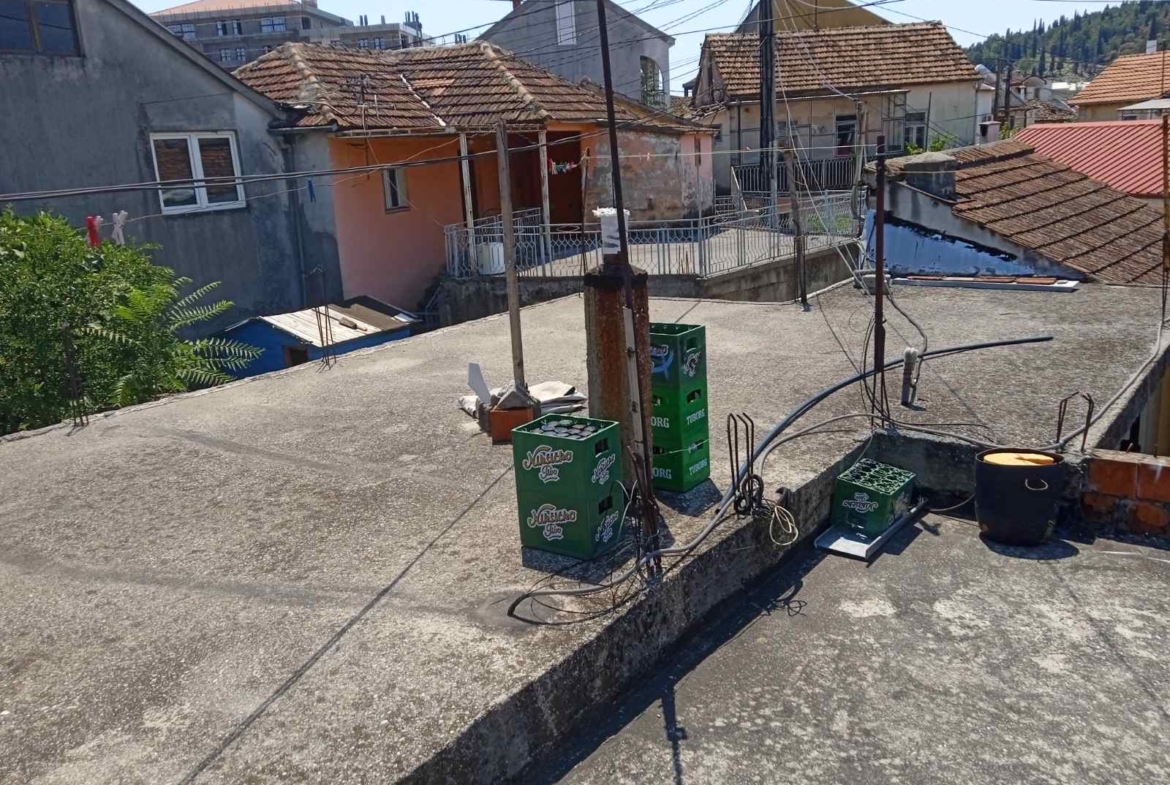 1170