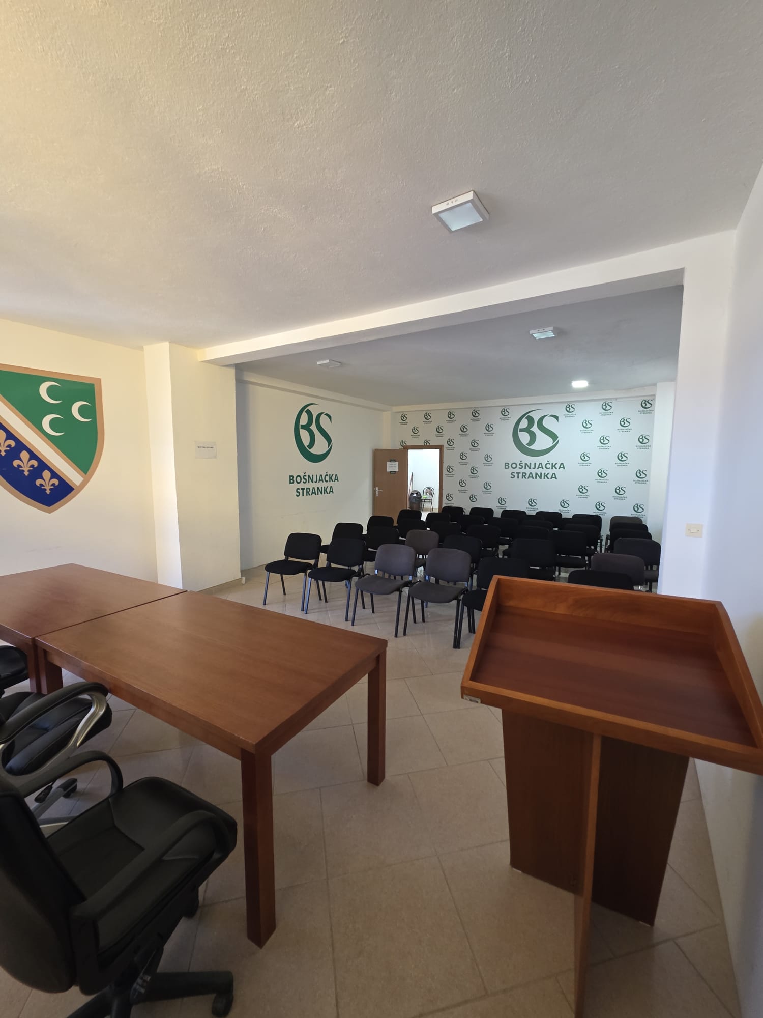Commercial space for sale 209m2 in Plav