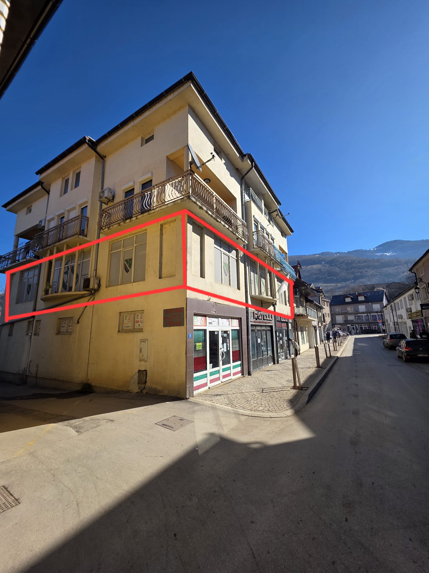 Commercial space for sale 209m2 in Plav