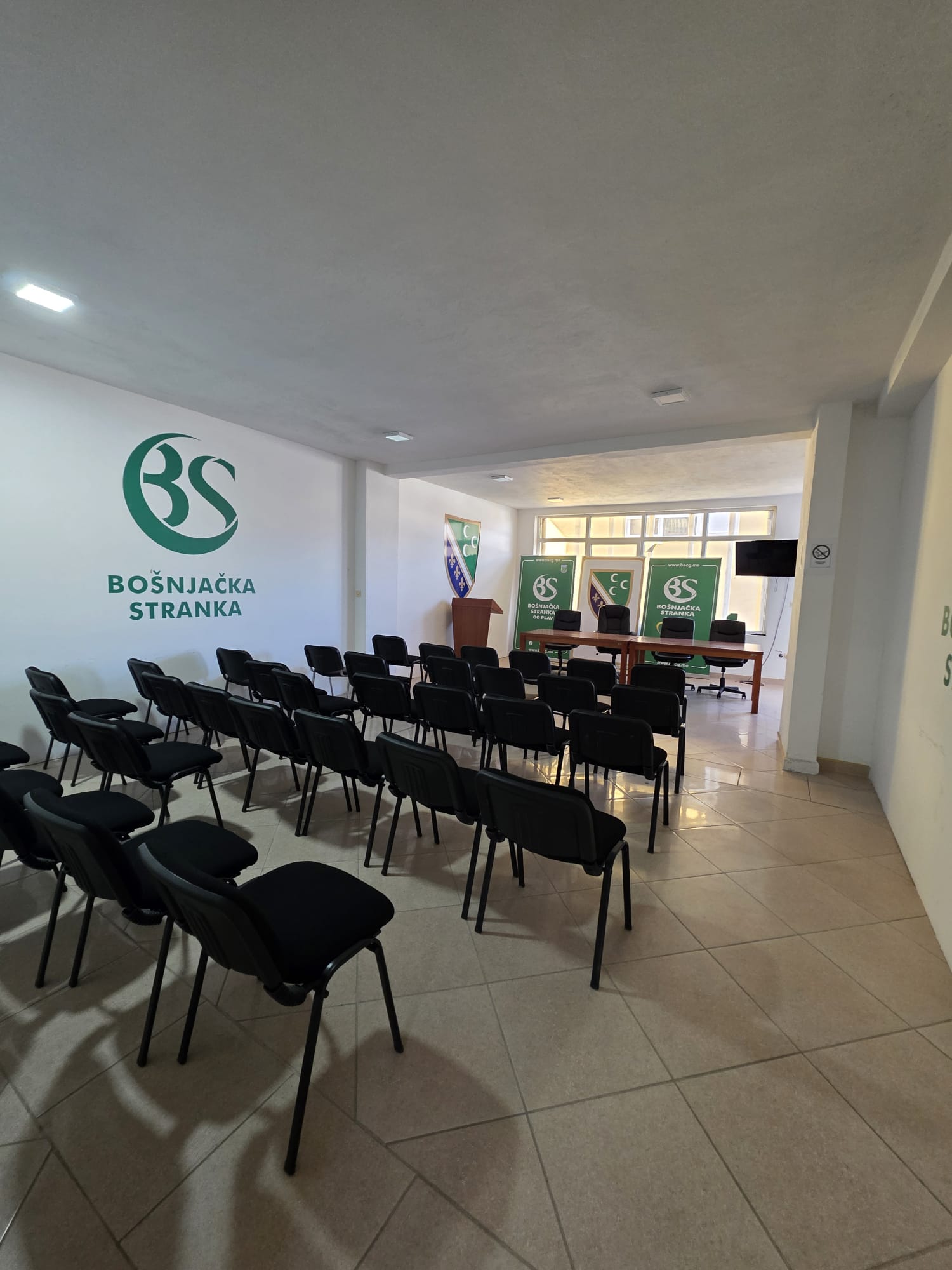 Commercial space for sale 209m2 in Plav
