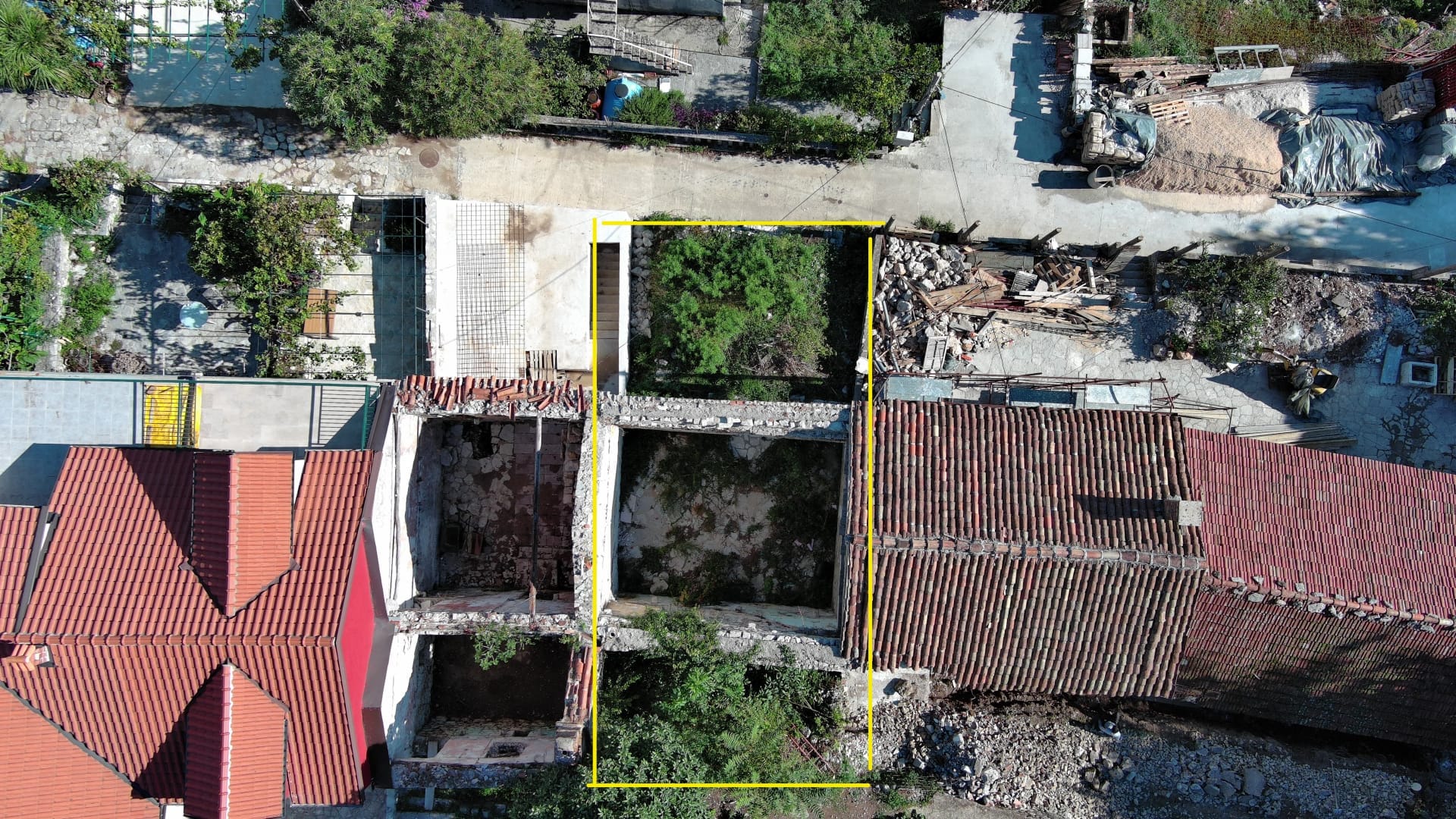 A house 100m2 under construction for sale in Morinj, Kotor