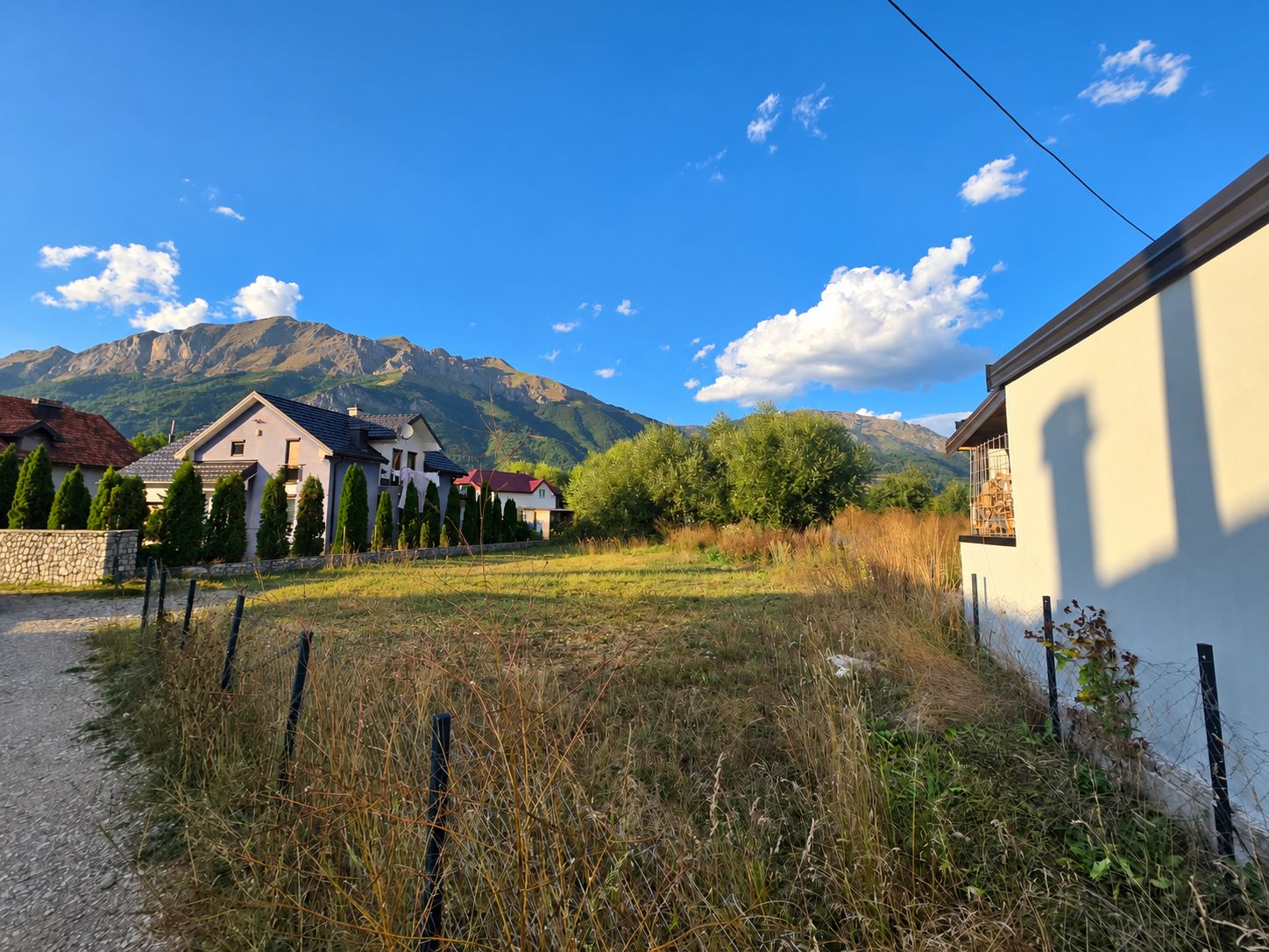 LAND 620m2 FOR SALE IN GUSINJE