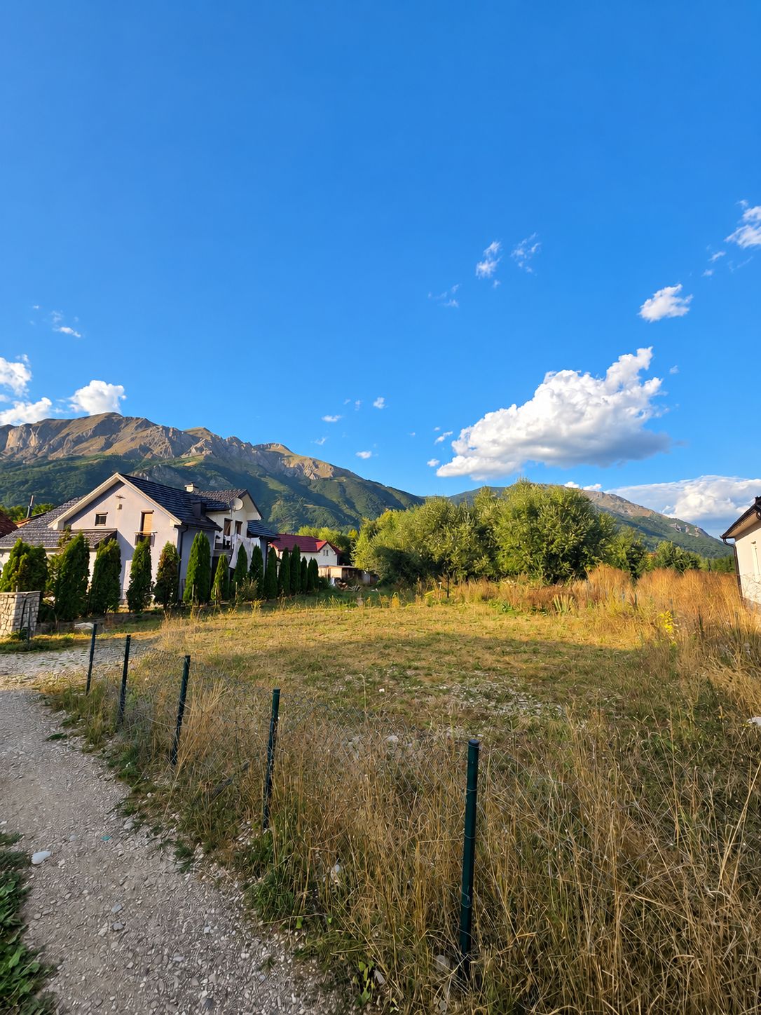 LAND 620m2 FOR SALE IN GUSINJE